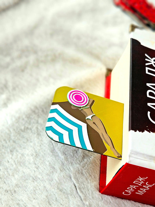 BEACH DAY BOOKMARK – SUMMER ESCAPE GIFT FOR READERS - Fandom Forged