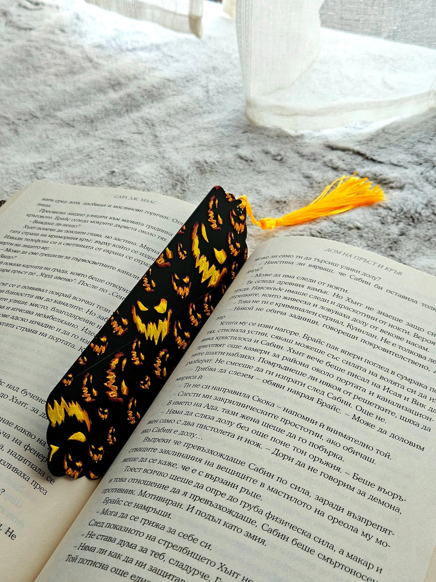 Jack-o’-lantern bookmark with yellow tassel – spooky Halloween gift for readers - Fandom Forged